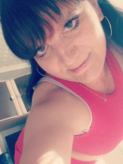  ,   Lana, 40 ,   ,   , c , 