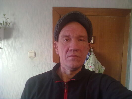  ,   Maksim, 46 ,   