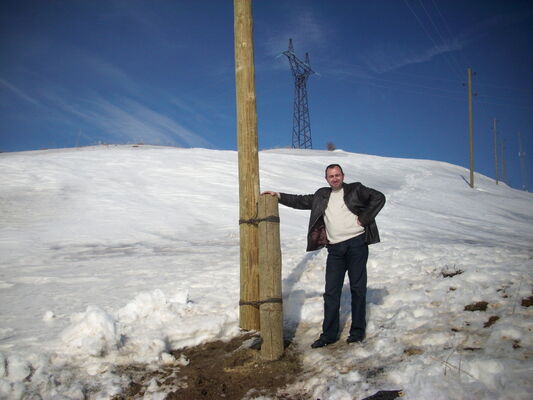  ,   Gagik, 52 ,   ,   , c 