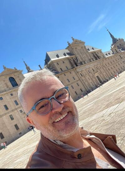  ,   Mike, 61 ,   ,   