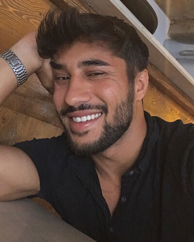  ,   Ozan, 29 ,   ,   