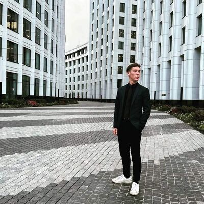  ,   Alex March, 24 ,   ,   