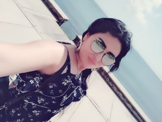  ,   Zinnura, 33 ,   ,   , c 