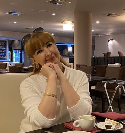  Praha,   Helena, 48 ,   c 