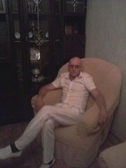  4902263  Zek, 52 ,    