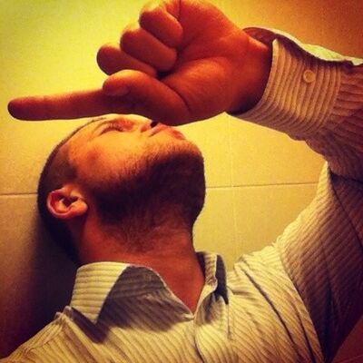  ,   Leon, 35 ,   