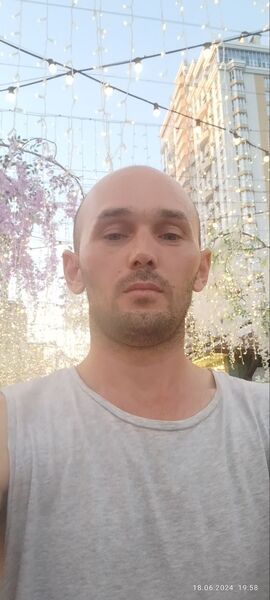 ,   Eduard, 34 ,   ,   