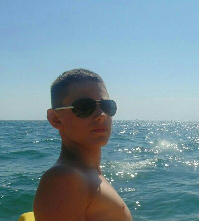  ,   Michael, 27 ,   