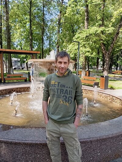  ,   Damian, 39 ,   ,   , c , 