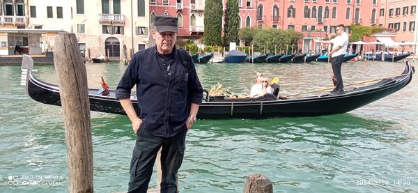  ,   Yury, 65 ,   c 