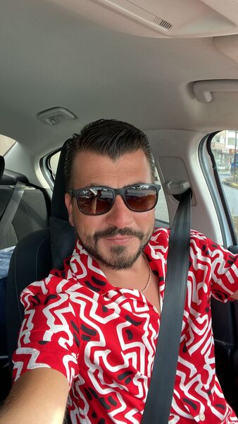  ,   Caglar, 40 ,   ,   