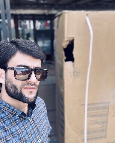  ,   Abu, 32 ,   ,   