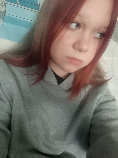  ,   Molly, 18 ,  