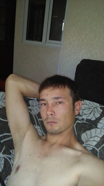  ,   Sayan, 33 ,   ,   