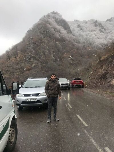  ,   Hayk, 46 ,   ,   