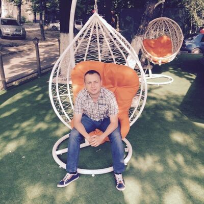  ,   Blondin, 35 ,   