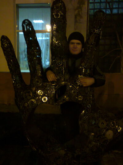  ,   Ruslan, 43 ,   ,   , c 