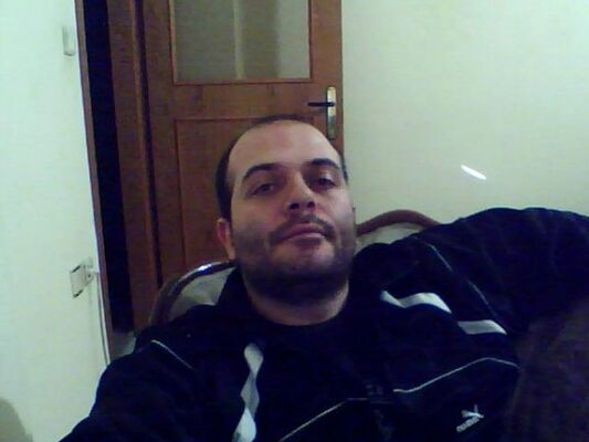  ,   Arman, 40 ,   ,   , c 