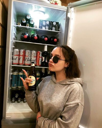 -,   , 23 ,   