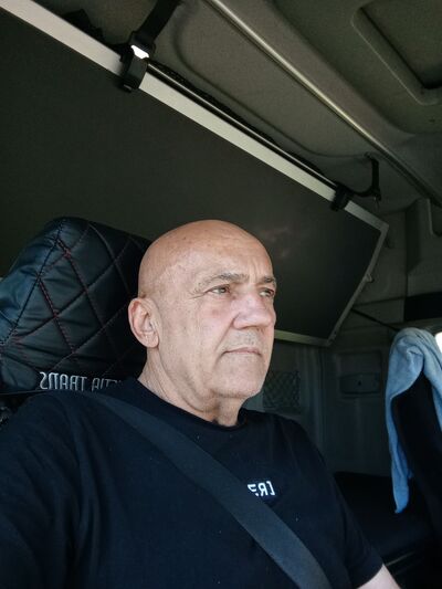   ,   Rade, 61 ,   ,   