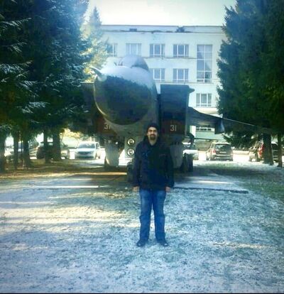  -,   Monir, 44 ,   ,   , c , 