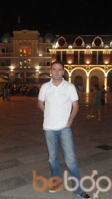  2040253  Nik, 45 ,    
