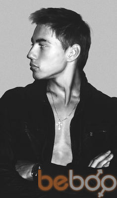  ,   Max, 33 ,   