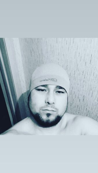  Utopia,   , 32 ,   ,   