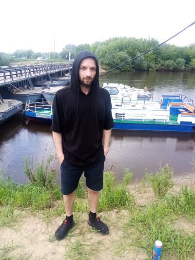  ,   Zaur, 38 ,   , c 