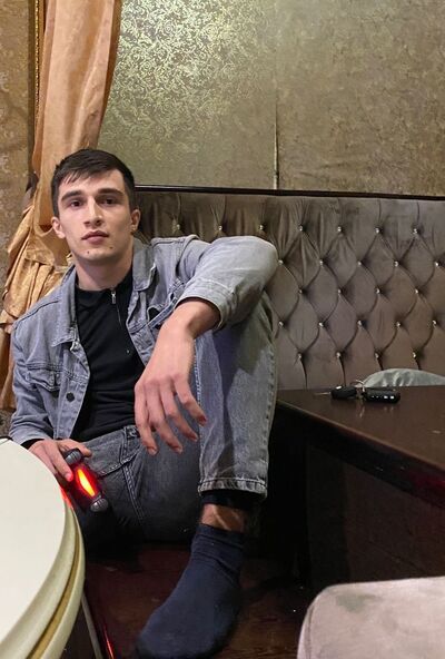  ,   Hakim, 25 ,   ,   