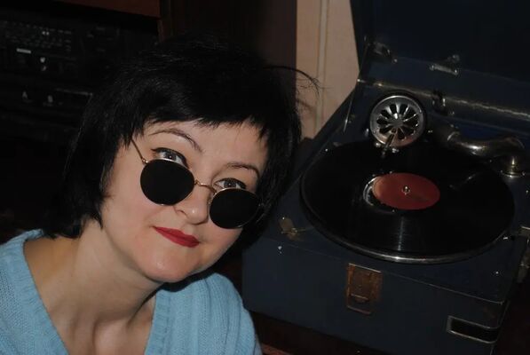  -,   Eva, 53 ,   c 