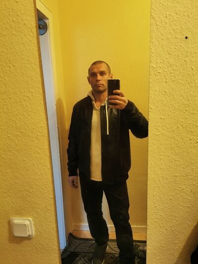  Recklinghausen,   John, 44 ,   ,   , c , 