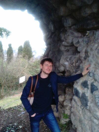  ,   Max, 43 ,   