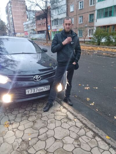  ,   Ivan, 33 ,   ,   
