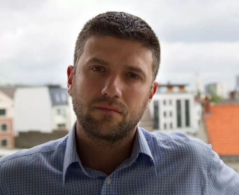  ,   Greg, 32 ,   ,   , c , 