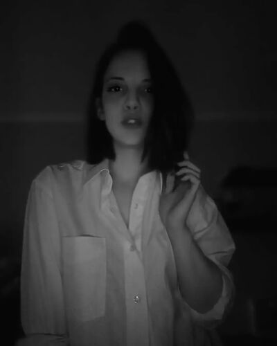  ,   Viktoria, 25 ,   ,   , c 
