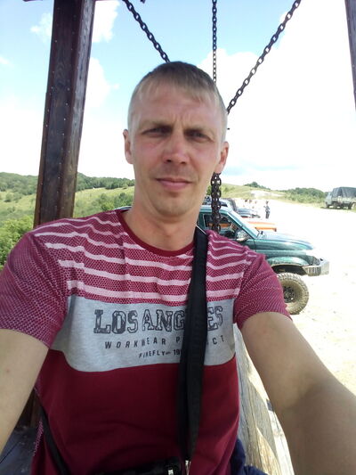  -,   Stivy, 42 ,   ,   , c 