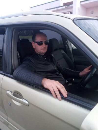  ,   Nugzar, 54 ,   ,   