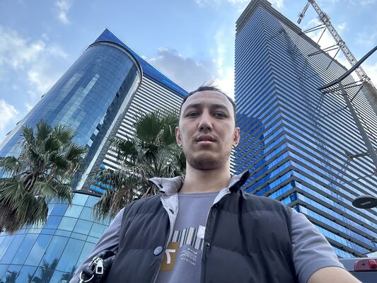 ,   Farrux, 32 ,     , c 