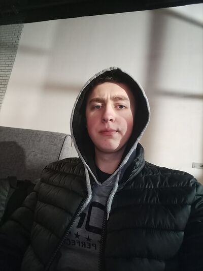  ,   Slavik, 22 ,   ,   
