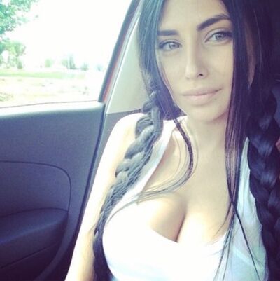  ,   Be mine, 32 ,  