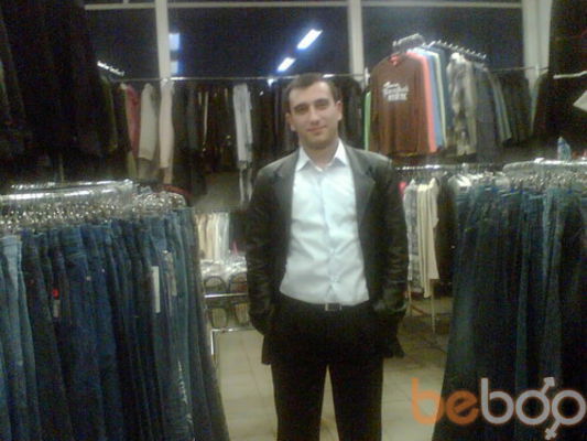  ,   Macho, 41 ,   ,   , c 