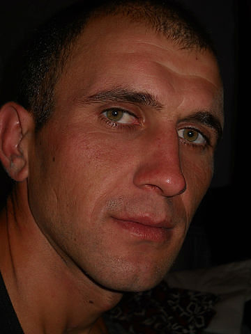  18365523  Radu, 38 ,    