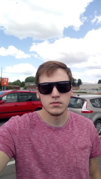  ,   Artur, 31 ,   ,   , c , 