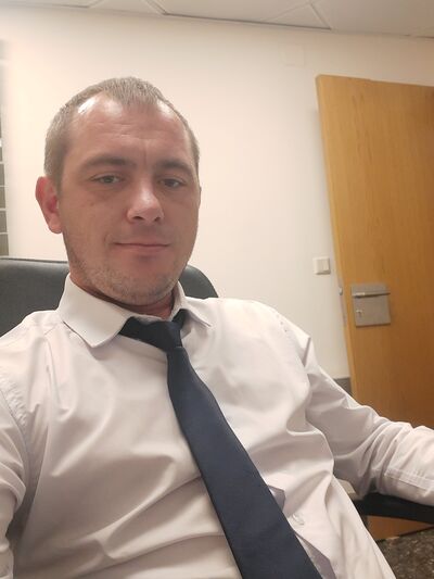  ,   Maxim, 33 ,   ,   , c 