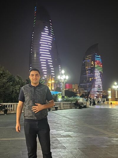  ,   Izik, 27 ,   ,   