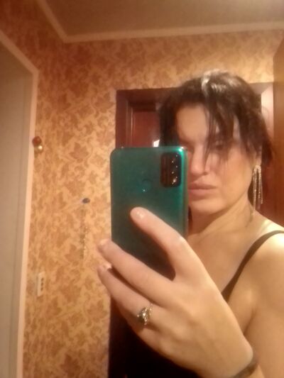  ,   Olga, 42 ,   ,   