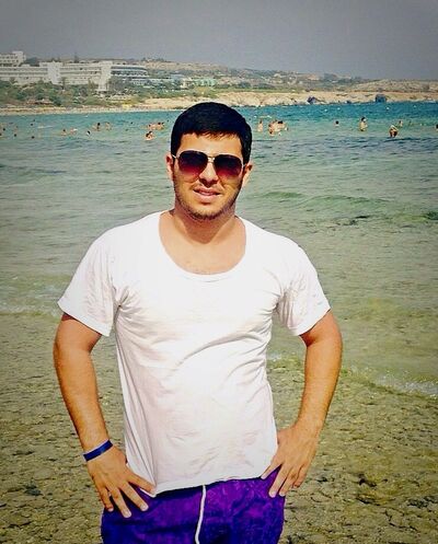  --,   Ali, 37 ,   ,   , c 