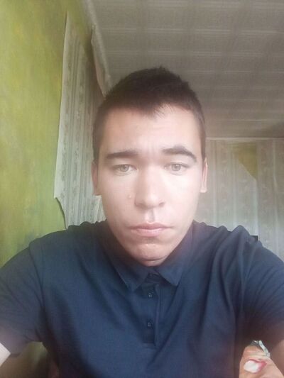  ,   Artur, 27 ,   ,   