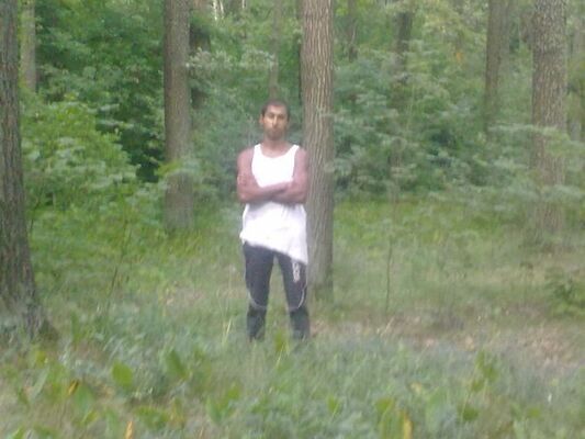  ,   Artur, 32 ,   ,   , c 